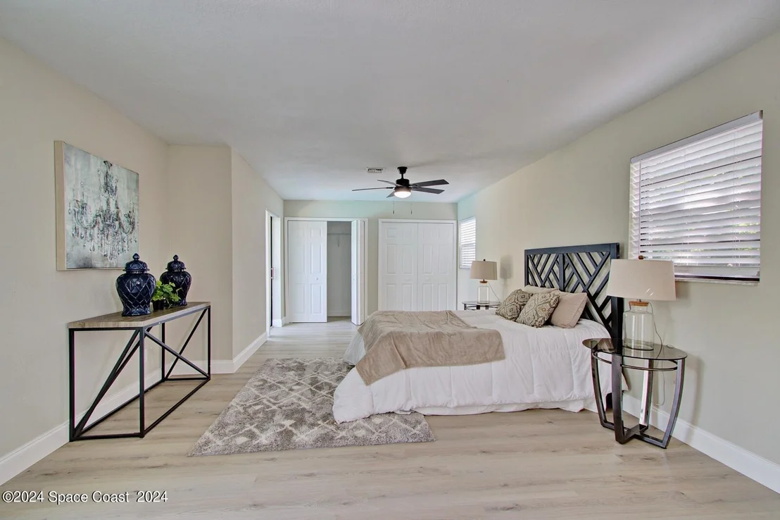 Photo of 1050 Barclay Drive