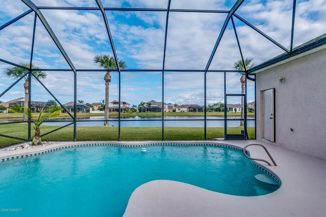 Photo of 3637 Peninsula Circle