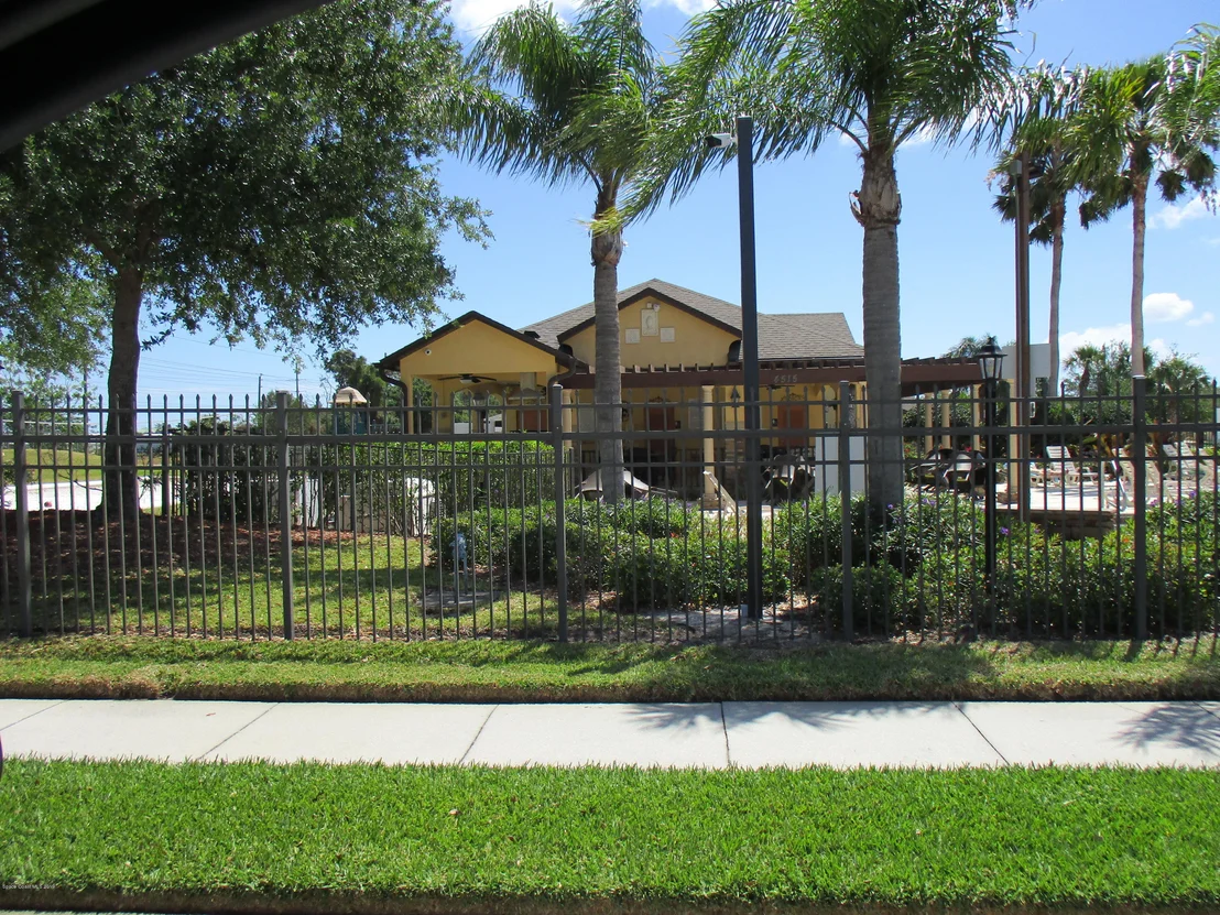 Photo of Unit 105 at 895 Luminary Circle