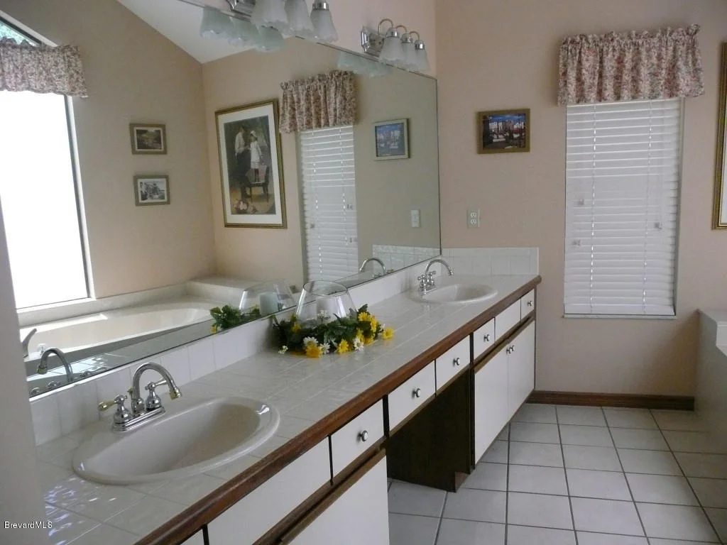 Photo of 1365 Silver Lake Drive
