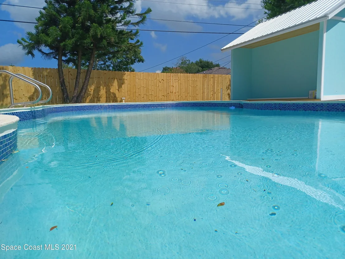 Photo of 661 Aloha Avenue