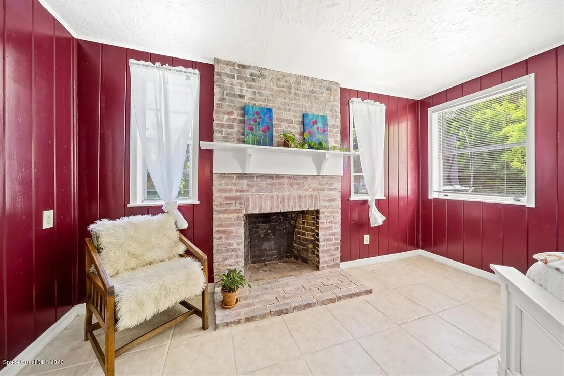 Photo of 1636 Grandview Way