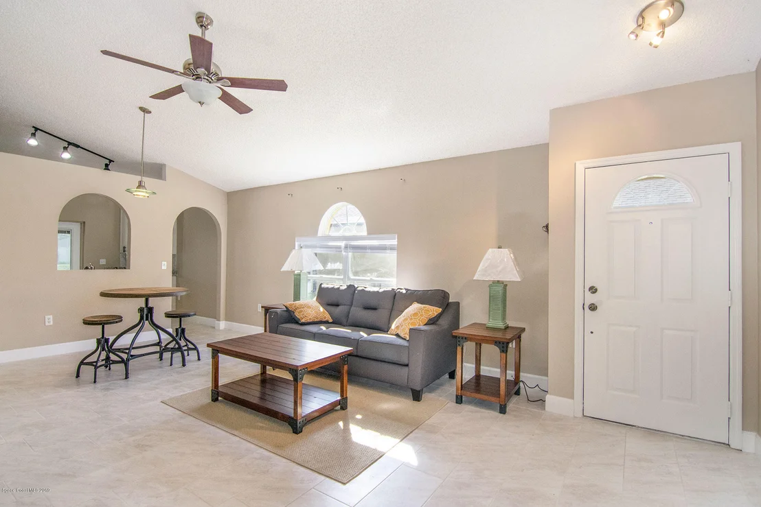 Photo of 2829 Maderia Circle