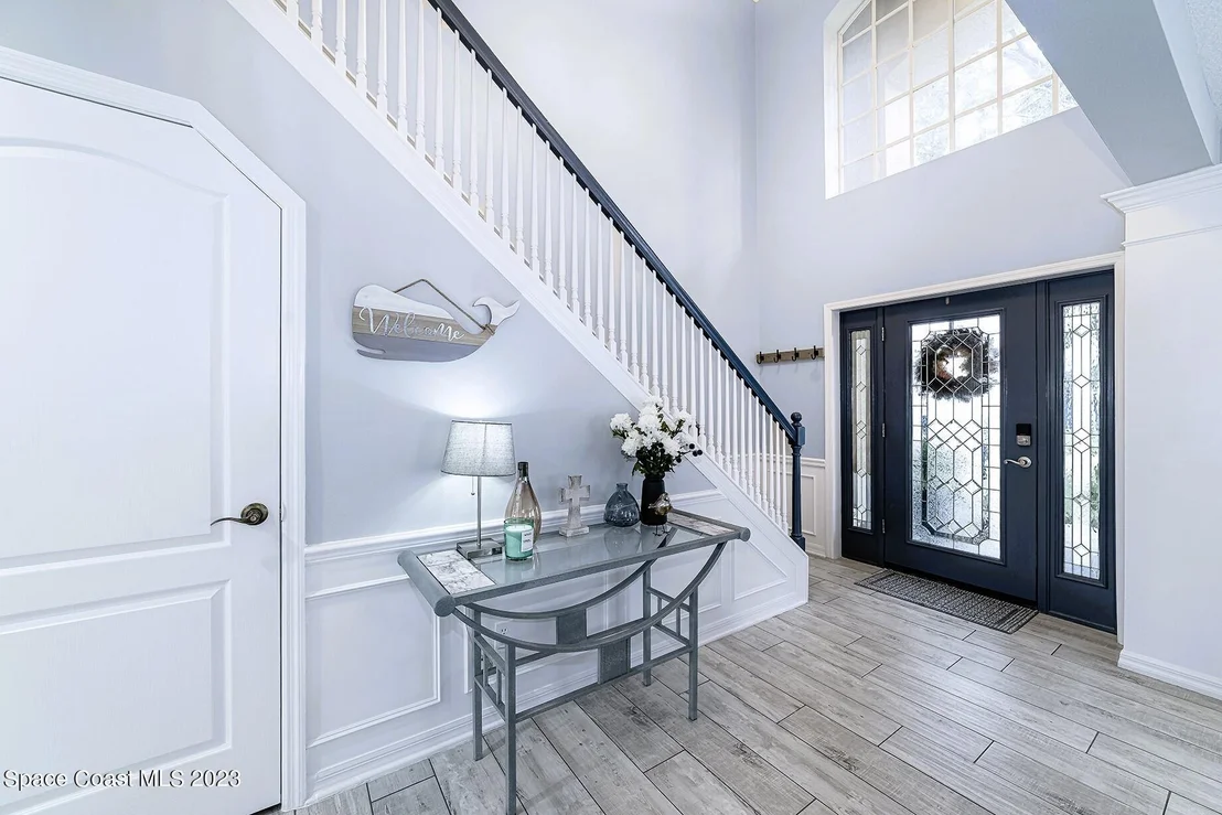 Photo of 735 Autumn Glen Drive