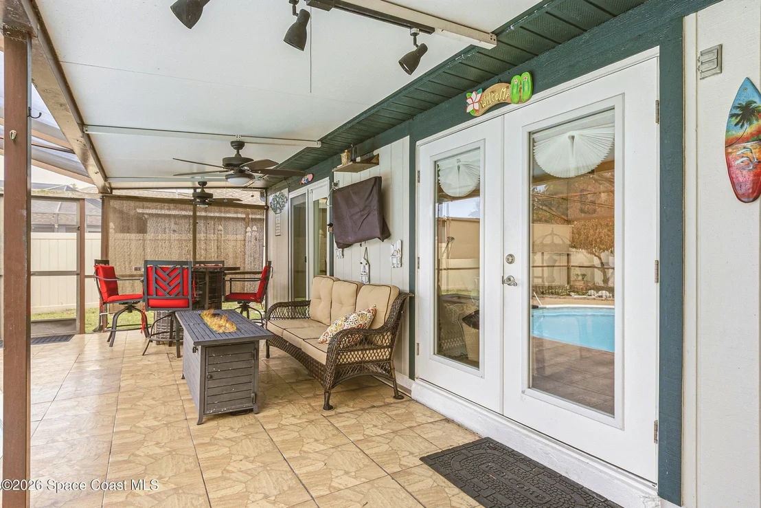 Photo of 413 Orlov Road NW