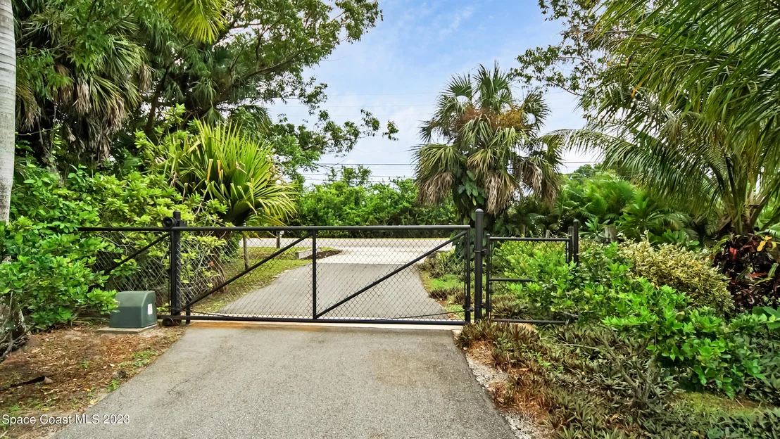 Photo of 4115 Grant Road