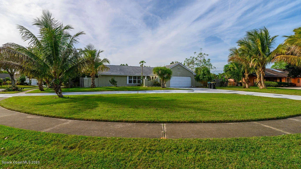 Photo of 1327 Cherry Hills Road NE