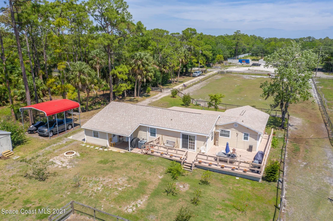 Photo of 3635 Hield Road