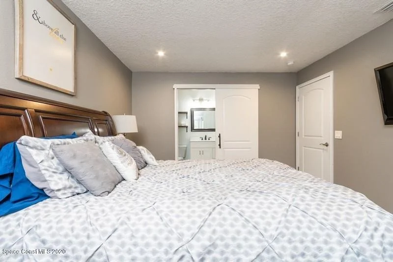 Photo of 6023 Elgin Road