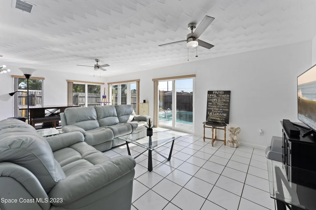 Photo of 1155 Wild Rose Drive NE