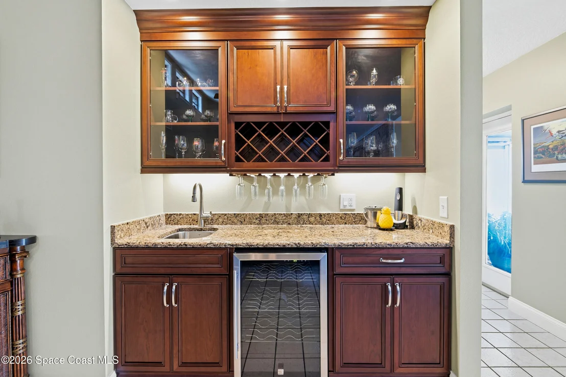 Photo of 1088 Fairlawn Drive