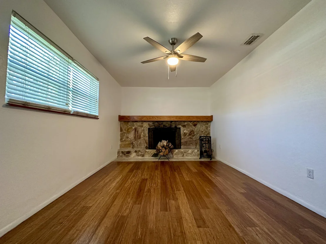 Photo of 1027 Regalia Drive