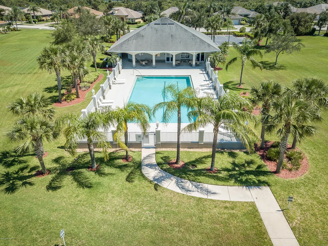 Photo of 1977 Auburn Lakes Drive