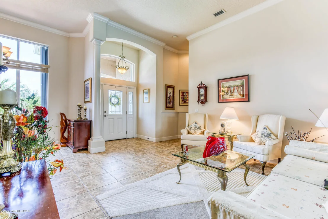 Photo of 979 Warbler Court