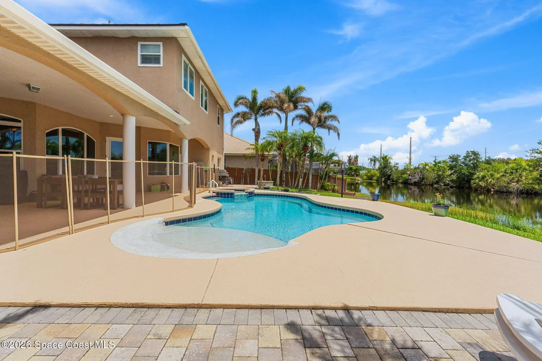 Photo of 241 Waterside Drive