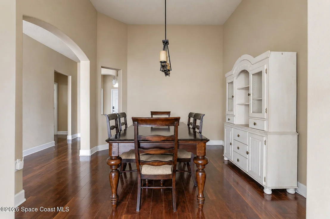 Photo of 1851 Bridgeport Circle