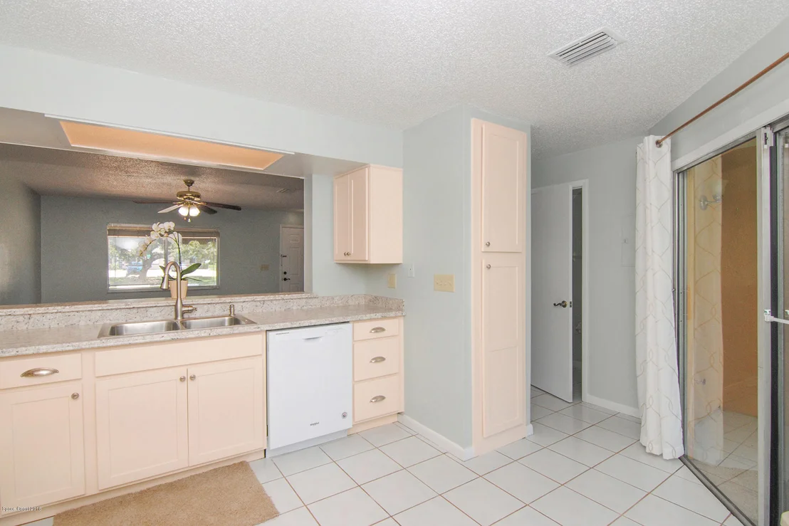 Photo of Unit 63 at 1880 Murrell Road