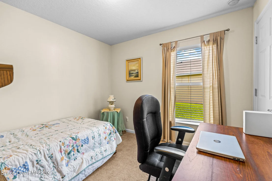 Photo of 1702 Dittmer Circle SE