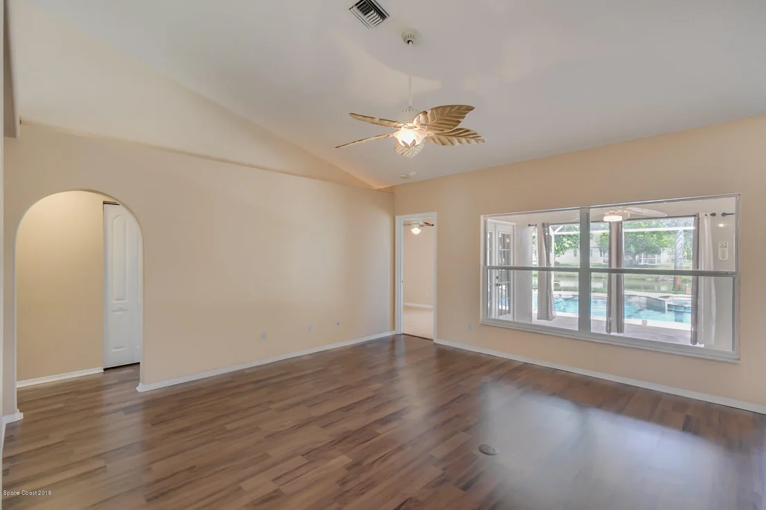 Photo of 722 Falls Creek Drive