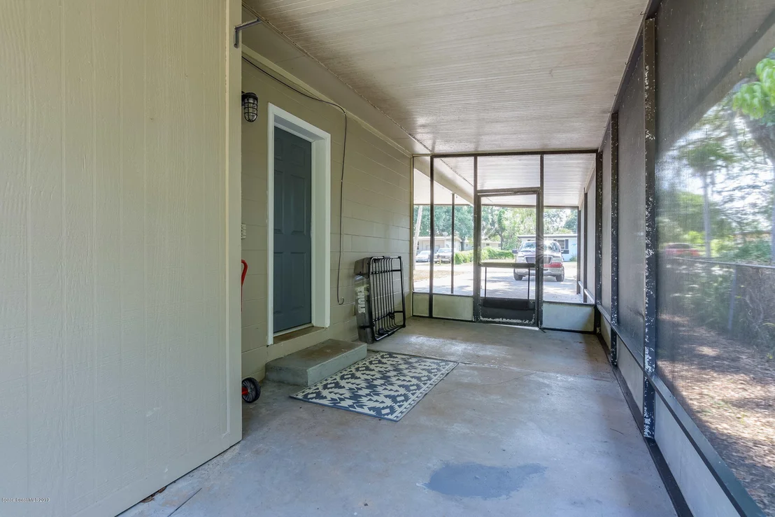 Photo of 1175 Old Dixie Highway