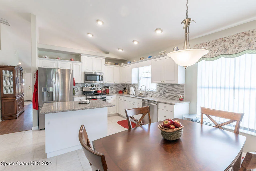 Photo of 1621 Lago Mar Drive
