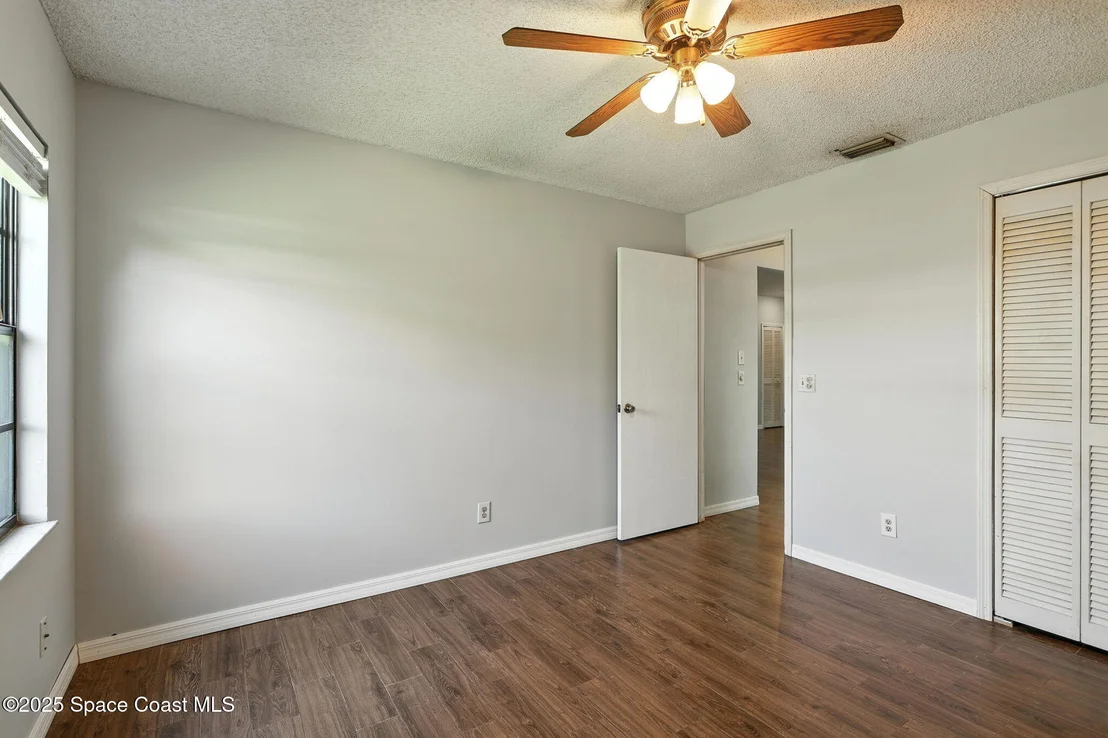 Photo of 4330 Silver Lake Drive