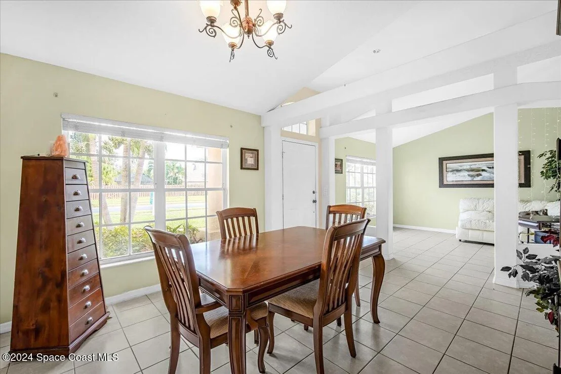 Photo of 6018 Newbury Circle