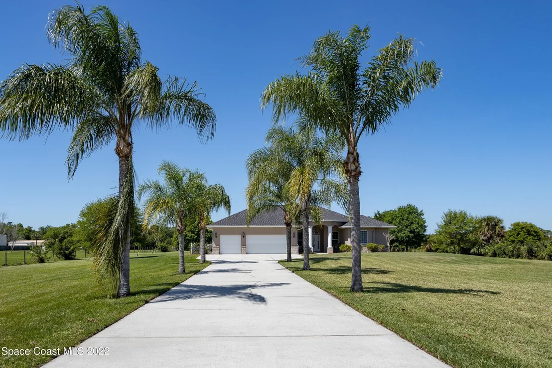 Photo of 1900 Weber Road