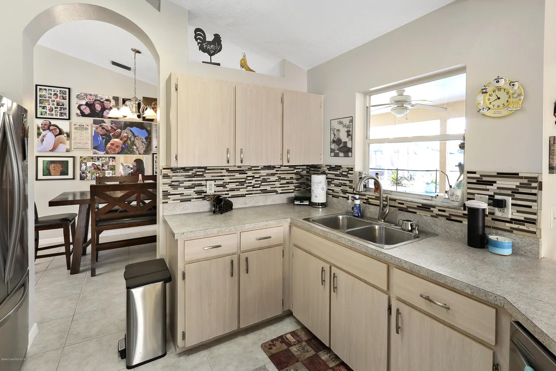 Photo of 3302 Lake View Circle