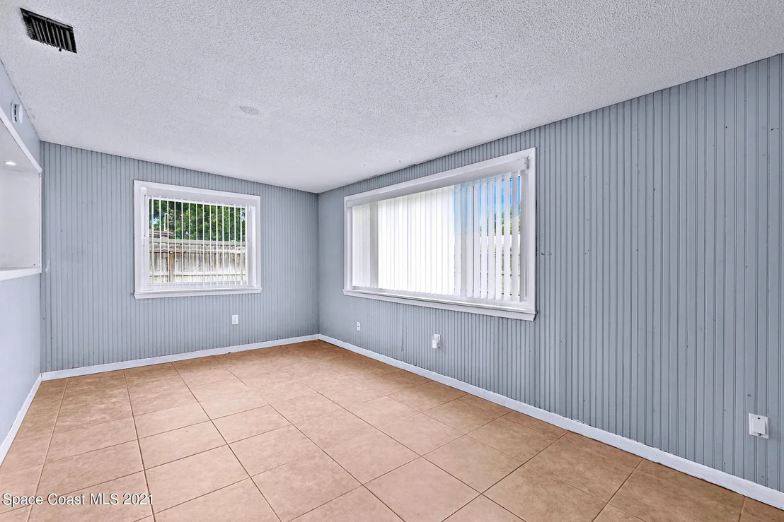 Photo of 2643 Lorna Drive