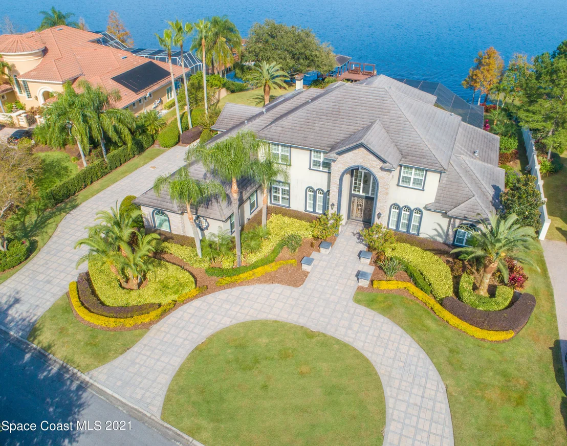 Photo of 228 Mclean Point