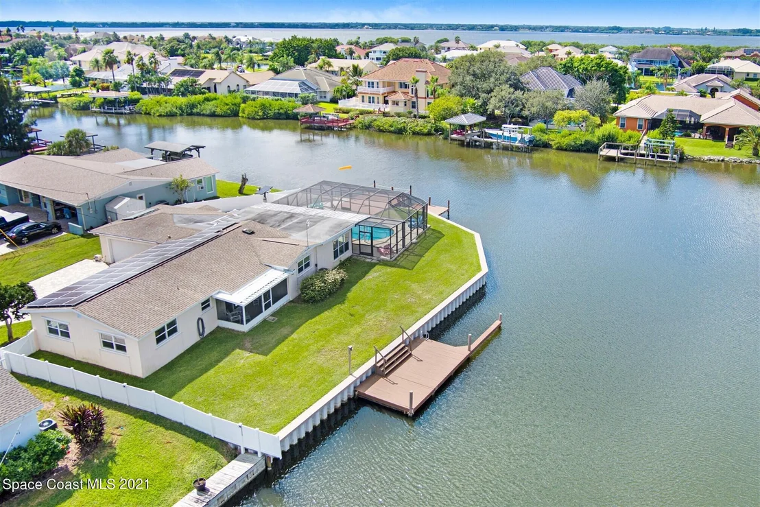 Photo of 489 Penguin Drive