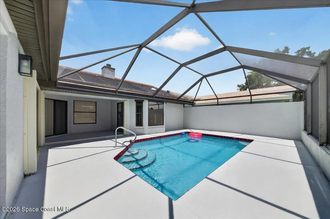 Photo of 340 Oak Haven Drive