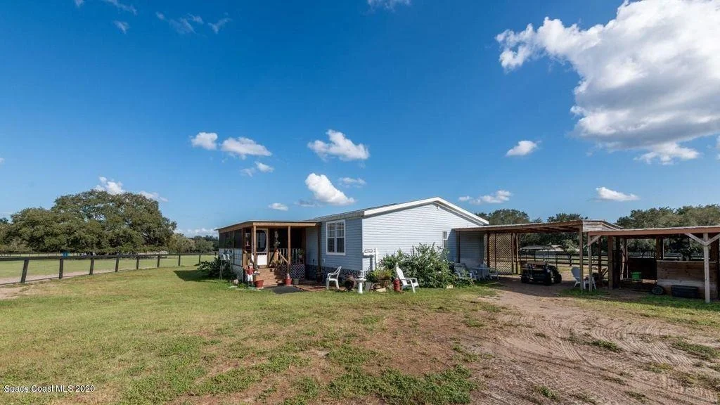 Photo of 2564 Smitty Road