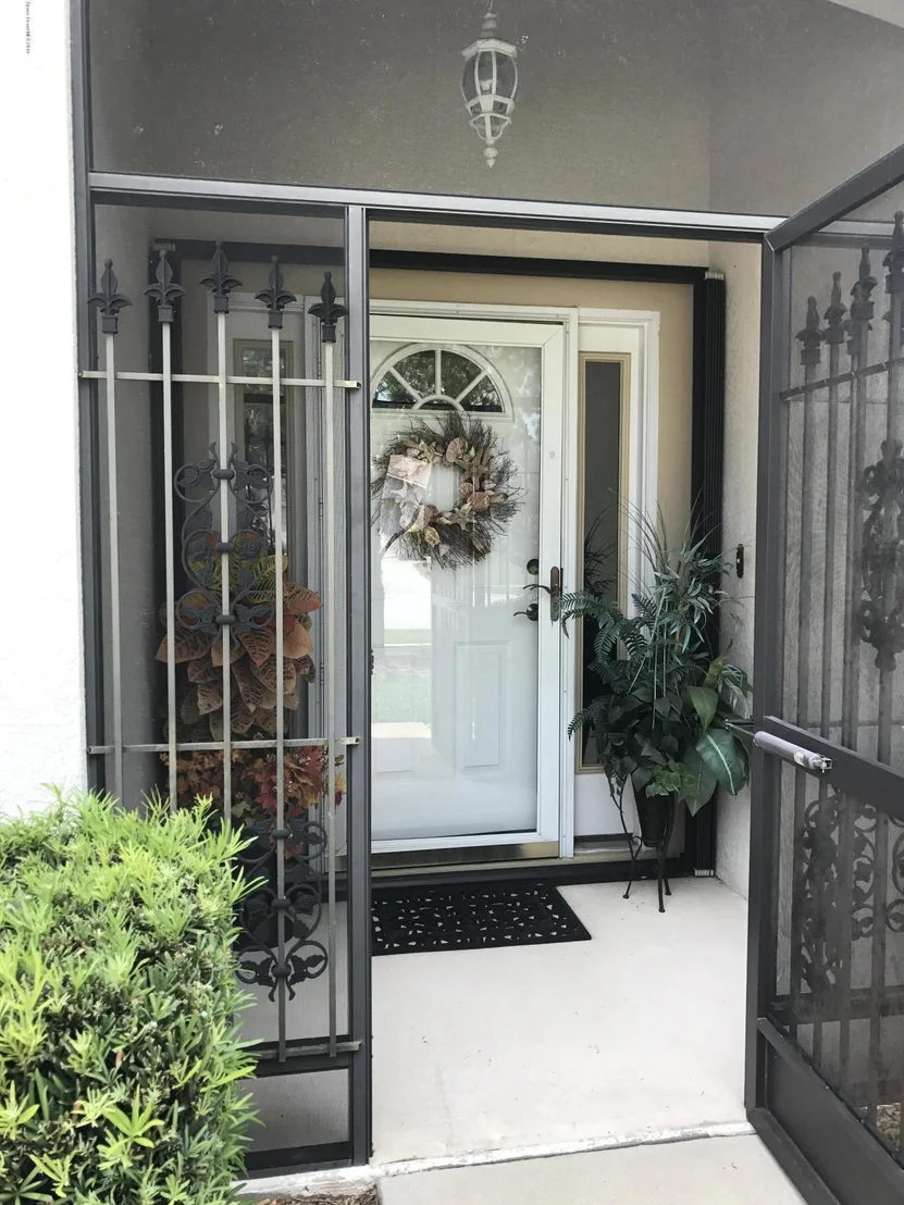 Photo of 531 Benton Drive