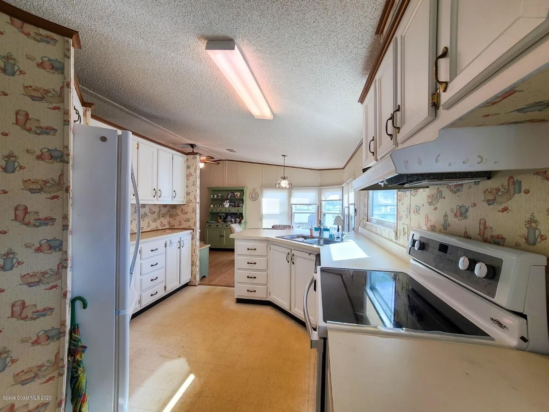Photo of 137 Rosewood Drive