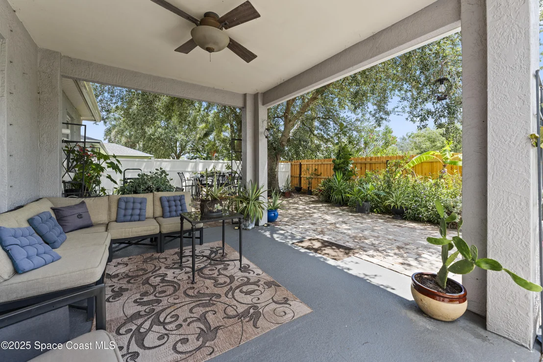 Photo of 813 Del Mar Circle