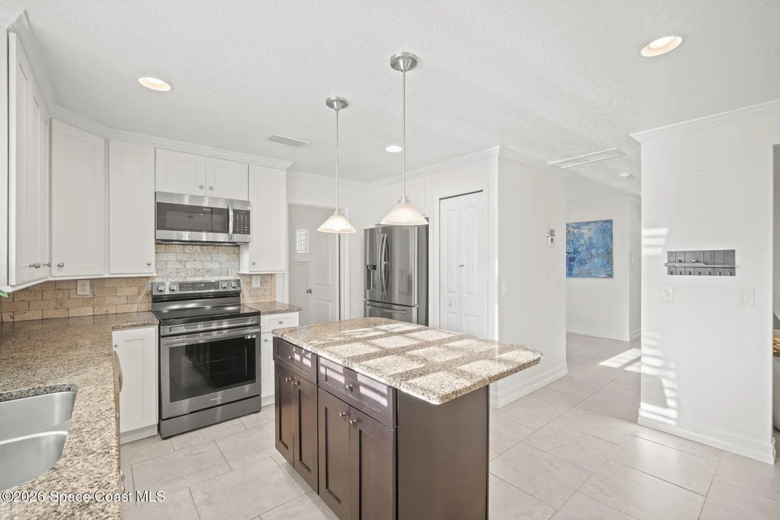 Photo of 310 Franklyn Avenue