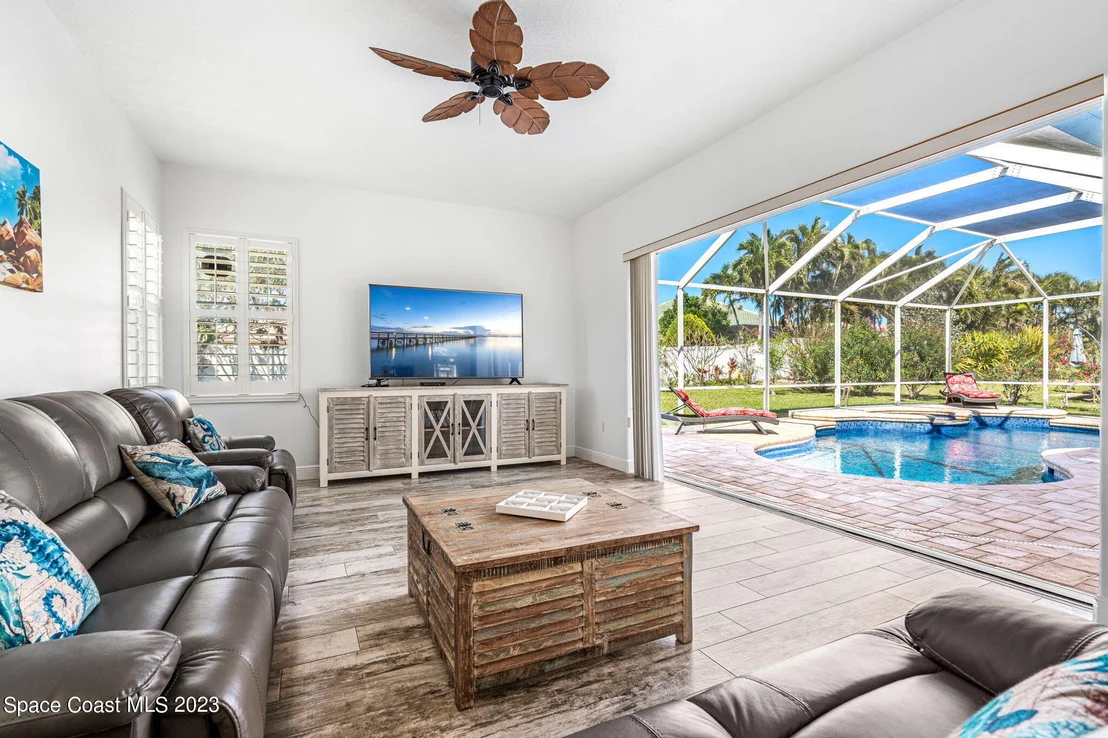 Photo of 212 Ivory Drive