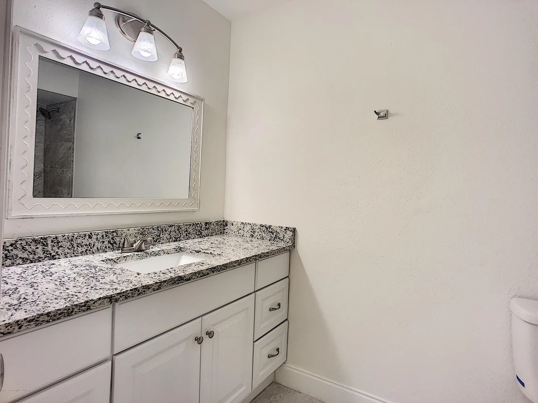 Photo of 3045 Ontario Circle W