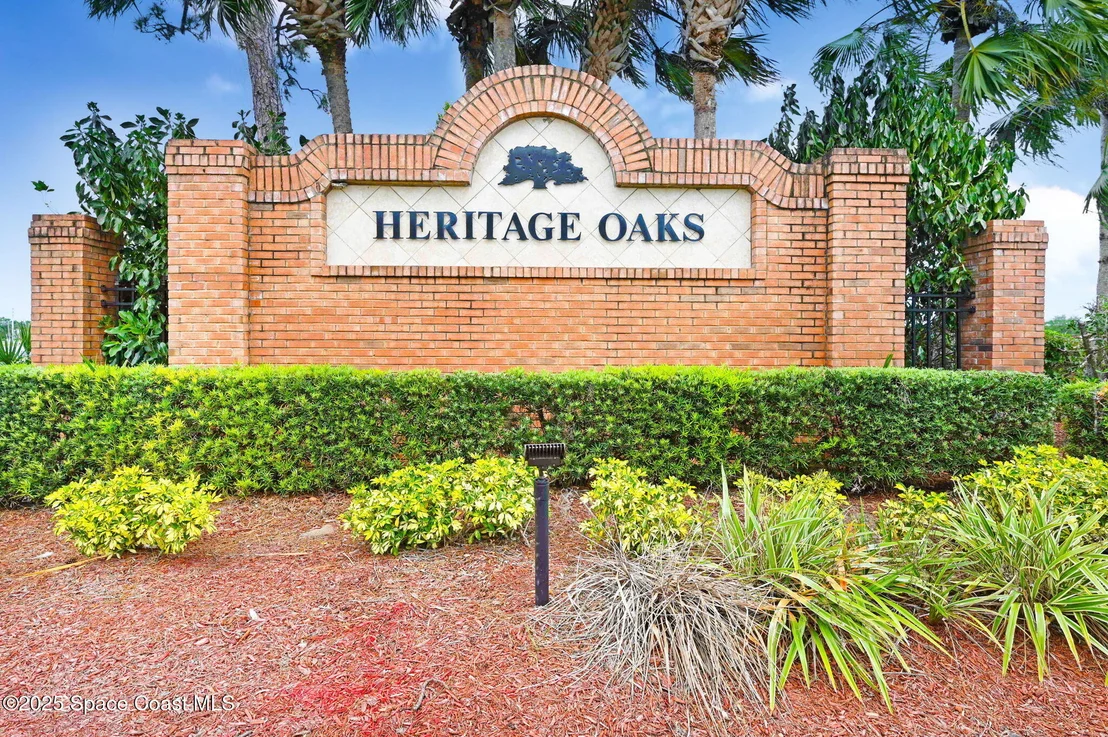 Photo of 2074 Botanica Circle