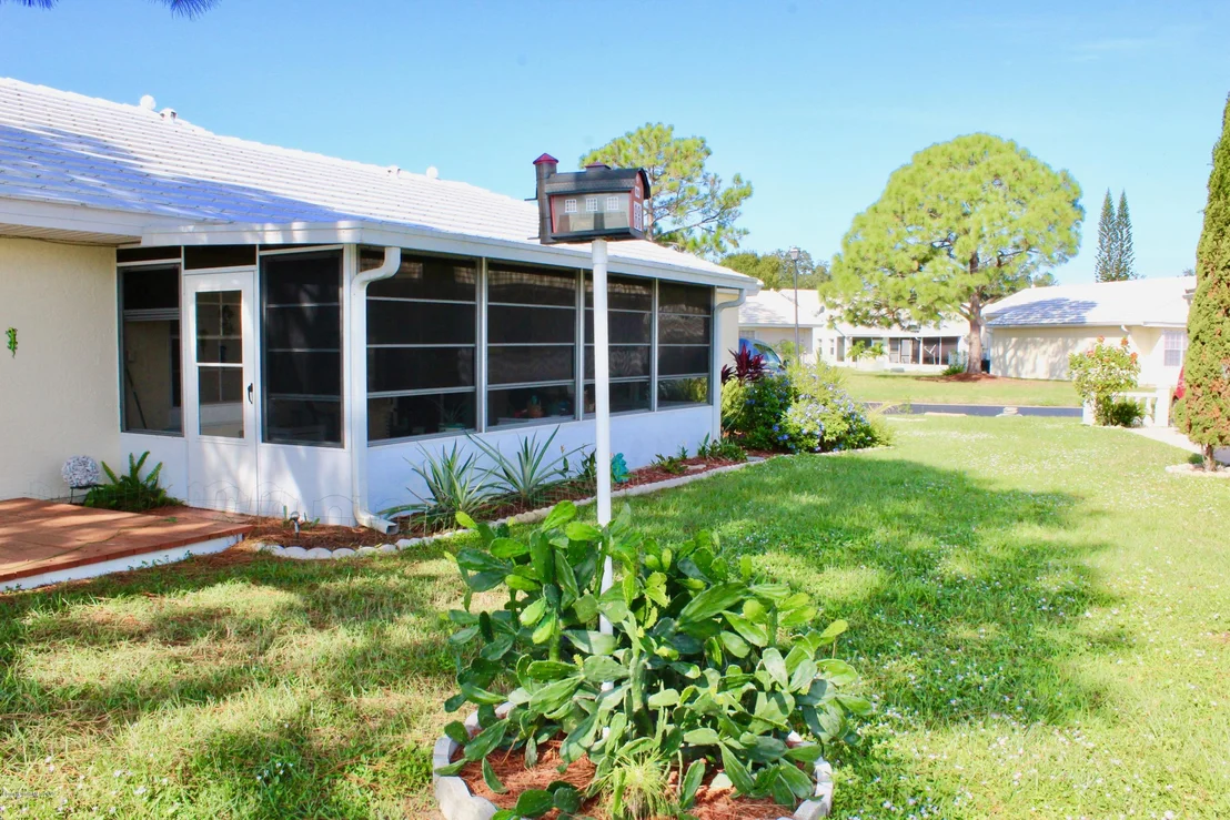 Photo of 1027 Goldenrod Circle NE