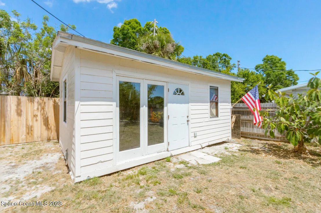 Photo of 825 Tupelo Drive