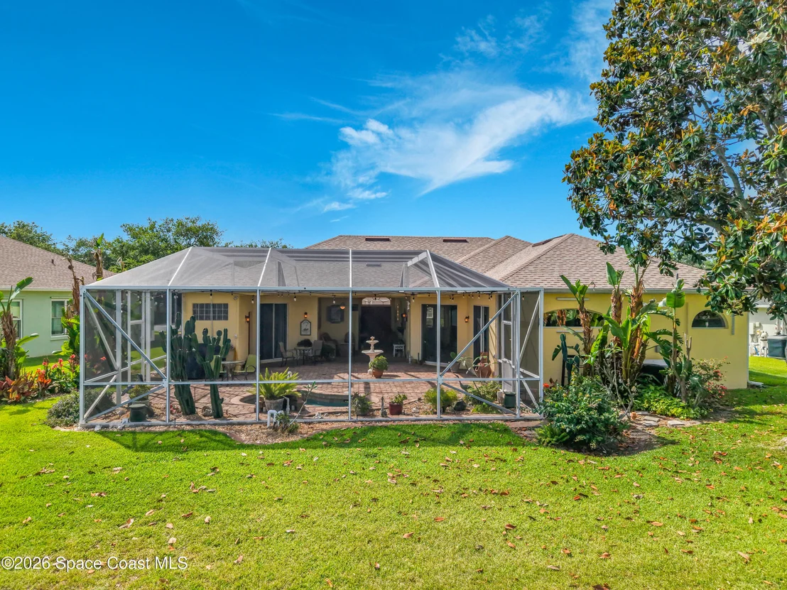 Photo of 1670 Whitman Drive