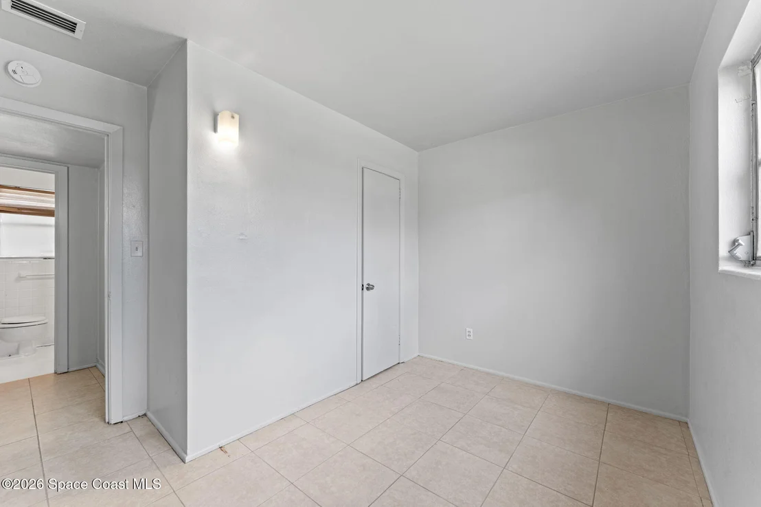 Photo of 1042 Azalea Lane