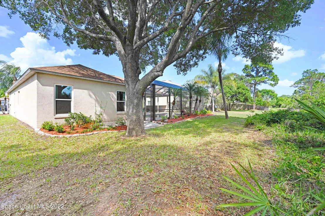 Photo of 2801 Englewood Drive