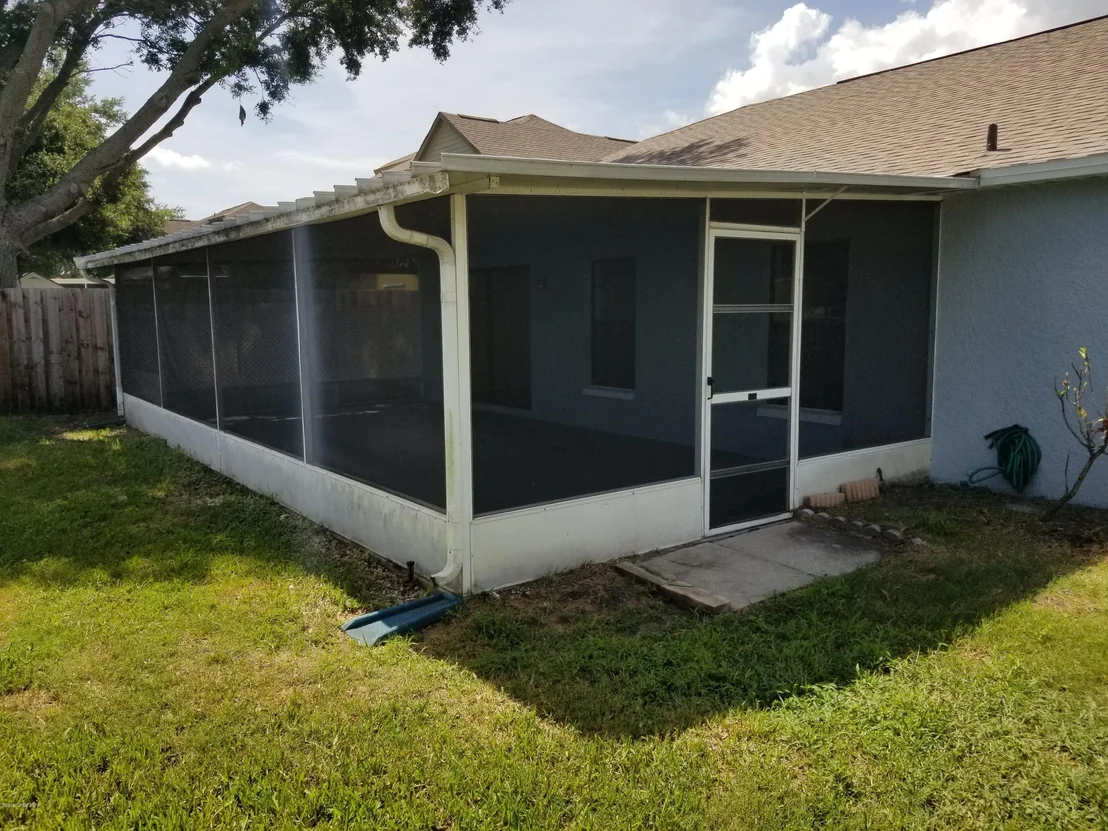 Photo of 1844 Clover Circle