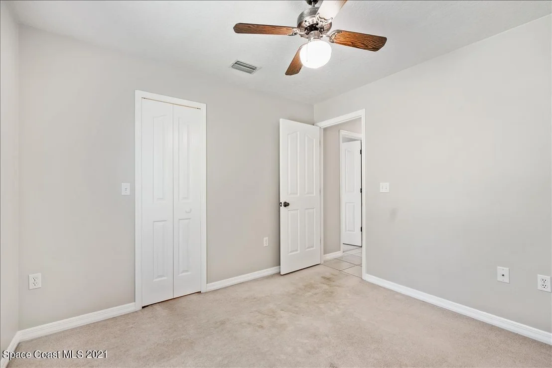 Photo of 5835 Keystone Avenue