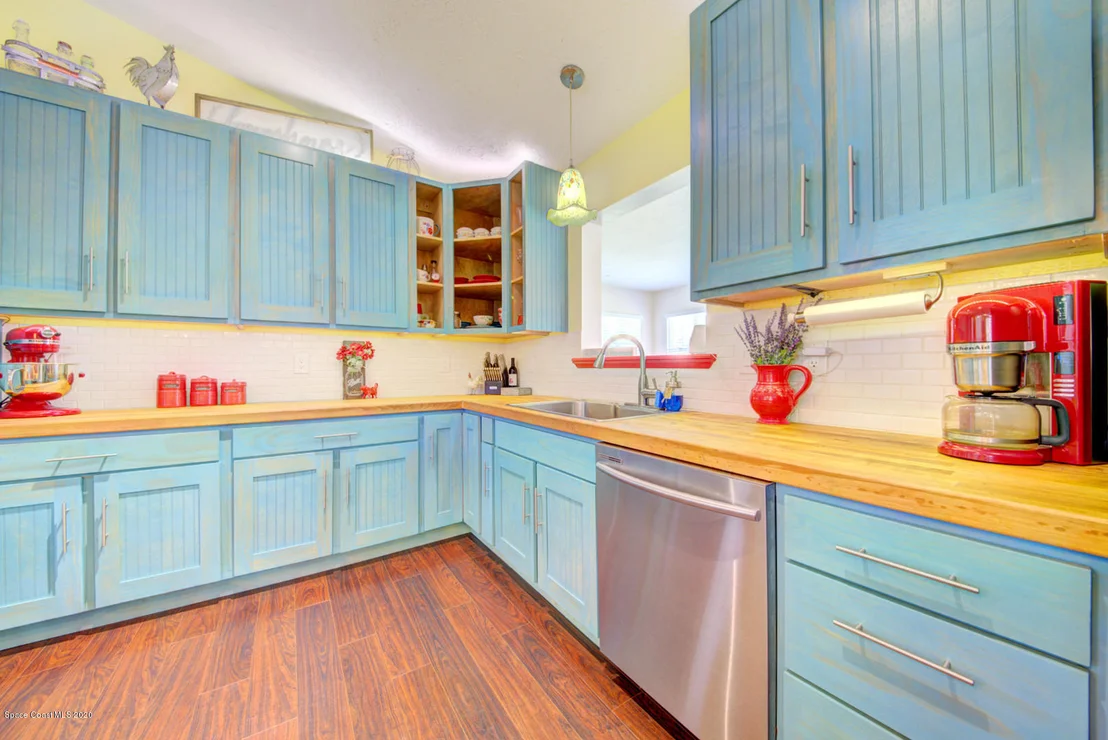 Photo of 6421 Hunt Road