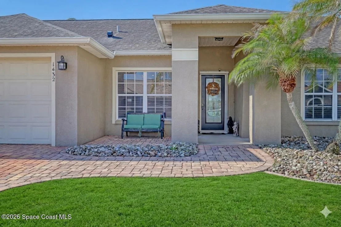 Photo of 1432 Old Millpond Road